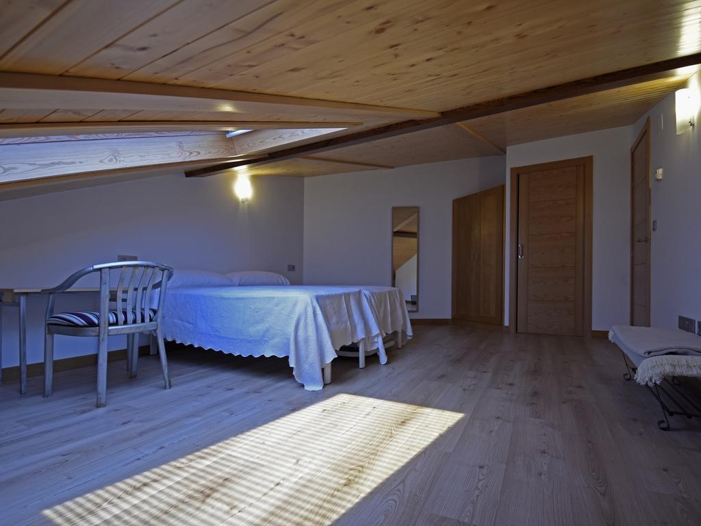 Apartamentos La Rocanda Кока Экстерьер фото